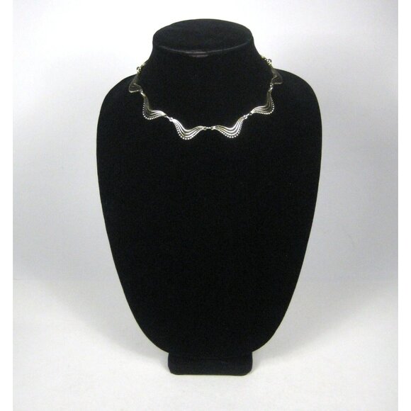 Can Floxal Necklace 17 In Vintage Jewelry Goldtone Panel Choker Wave Scroll - Picture 2 of 6